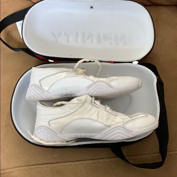 COPY - Infinity Cheer shoes - Picture 2 of 5
